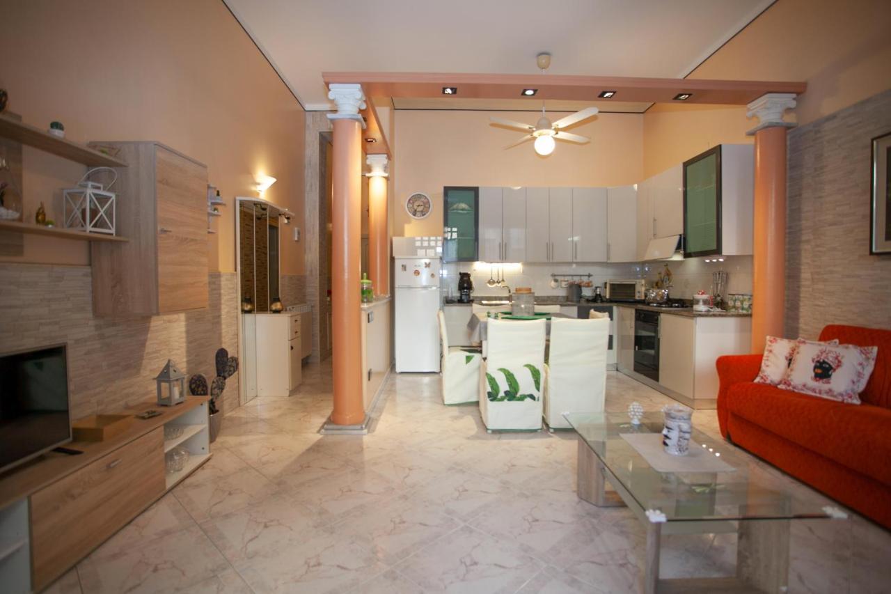 Casa Rosamaria Apartment Giardini Naxos Luaran gambar