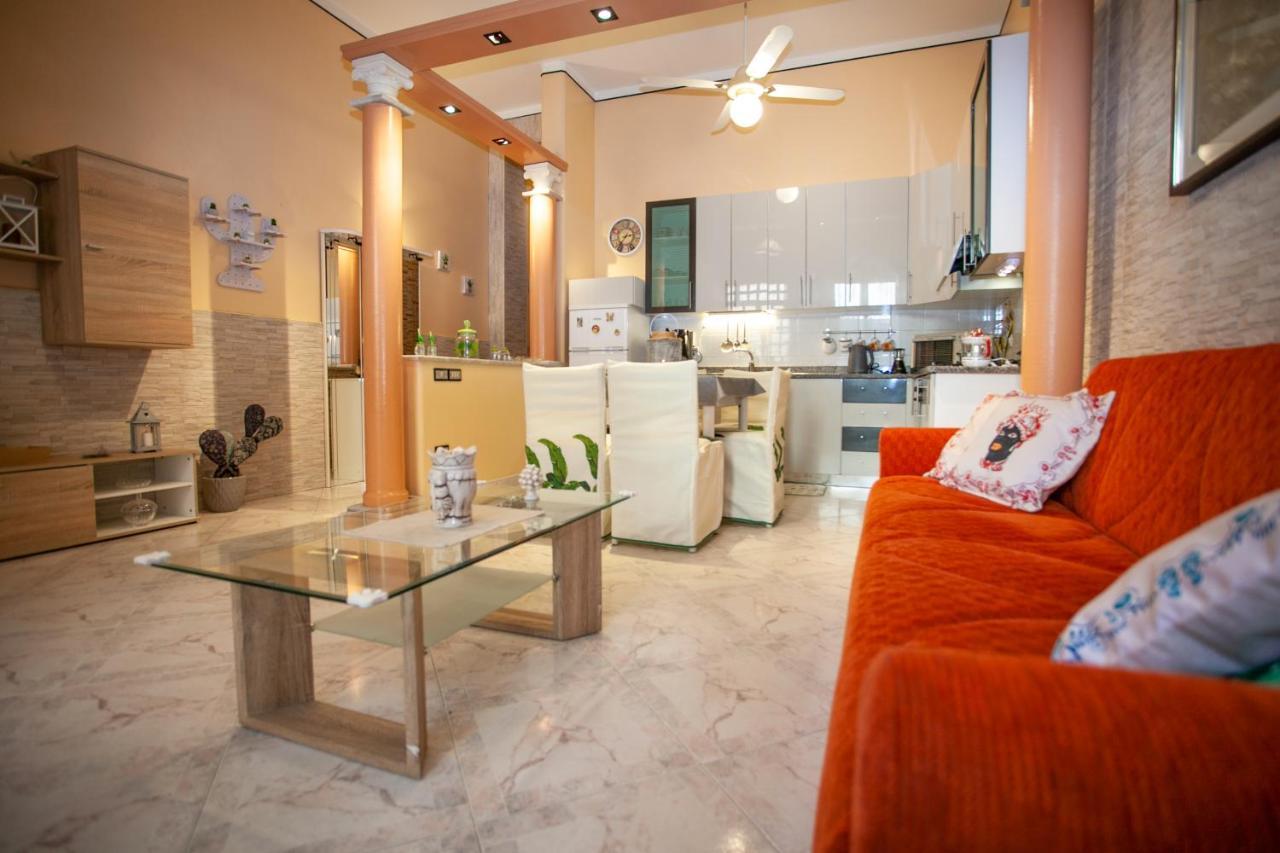 Casa Rosamaria Apartment Giardini Naxos Luaran gambar